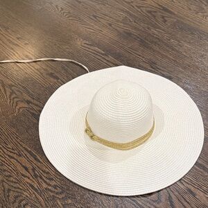 Chic White Wide-Brim Hat with Gold Accent